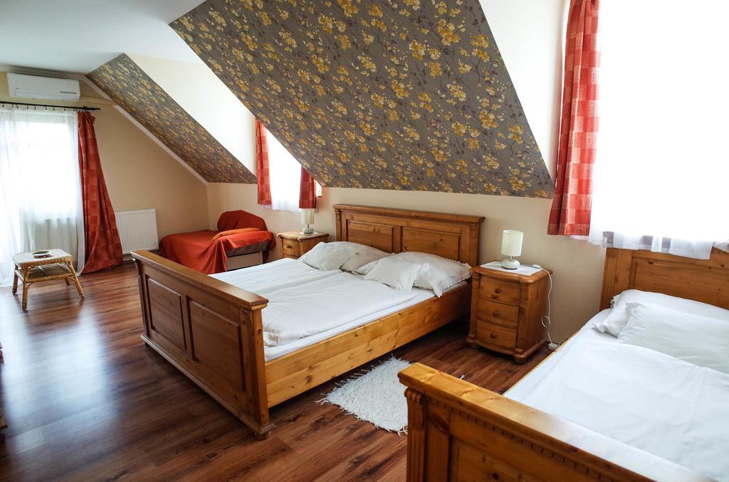 Gerendas Vendeghaz Hotel Egerszalok Room photo